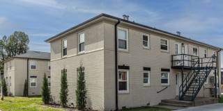 Everly Apartments on Cherry Street Gallery 32