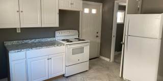 Single Family Home, Valley View School District, Gas heat, Private off Street Parking Gallery 1