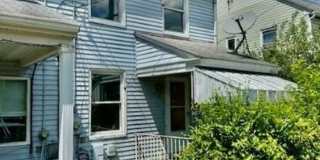 2 Bed / 1 Bath Townhouse in Clairton Gallery 1