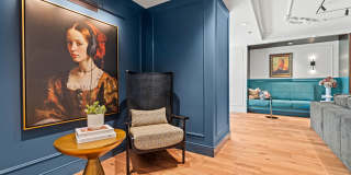 Met Tower Gallery 36