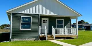 NEWLY BUILT CHARMING 3 BEDROOM HOME NEAR TOWN Gallery 1