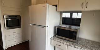 Foster Village - Available Now!  4 bedroom/ 2.5 bathrooms / 3+ parking Gallery 5