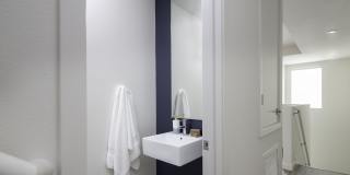 Rowan Gallery 15