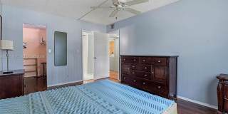 3083 N Oakland Forest Dr Gallery 32