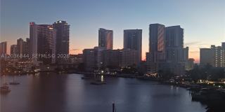 400 Golden Isles Dr Gallery 1