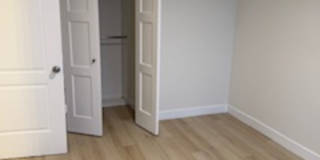 442 N Hollywood Way Gallery 3