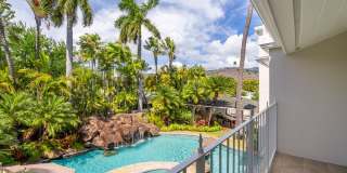 Kahala Oasis: Expansive 6BR Luxury Estate w/ Pool, Spa & Minutes to Beach Gallery 57