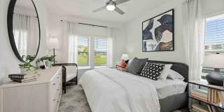 Maggie Flats Gallery 29