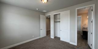 Luxury Single Story 3 Bedroom Plus Office / Sitting Room Recent Construction Available in Exclusive La Cuentista! Gallery 11