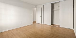 Lantern Cove Gallery 23