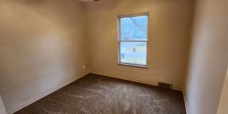 Beaverdale! 2 Bedroom, 1 Bathroom home with detached garage Beaverdale! 2 Bedroom, 1 Bathroom home with detached garage Gallery 16