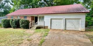 2050 Sharon Ln Gallery 2