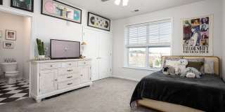 Kirkwood Place Gallery 10