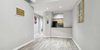 2402 W Azeele St Gallery 15