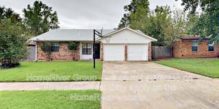 660 W Forster Dr Gallery 1