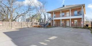 1907 South 17th Street Gallery 18