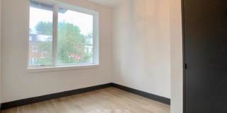 242 Hawthorne Street Gallery 1