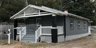 Fully Renovated 3/1 Single Family House Available for Immediate Rent! Gallery 31