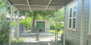 Charming 2BR House in San Antonio Gallery 7