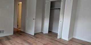 207 ELIZABETH Drive Gallery 6