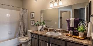 Verandas at Alamo Ranch Apartments Gallery 7