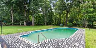 Fully Furnished & Completely Remodeled Luxury Home Fully Furnished & Completely Remodeled Luxury Home Gallery 13