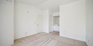 Spacious Townhome Located in the Highly Desirable Shadow Ridge Community of Oak Park Gallery 14