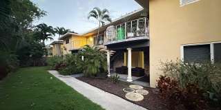 1911 NE 28th Court Gallery 15