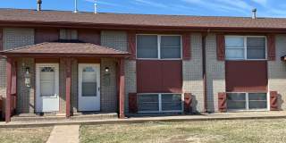 Saint Clair - 2459 S Gallery 1