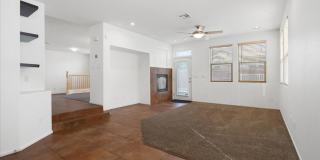 Gorgeous 4 Bedroom Home with Pool, Spa, and Abundant Space in Gated Community Gallery 7