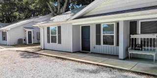 313 N Navy Blvd unit: 1B Gallery 2