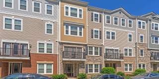 24575 ROSEBAY Terrace Gallery 1