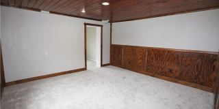 305 Chestnut St Gallery 6