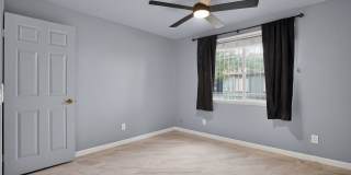 Charming 1BR Townhome in Phoenix Gallery 13