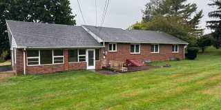 Stunning 3-bedroom, 3-bathroom single family home Stunning 3-bedroom, 3-bathroom single family home Gallery 57