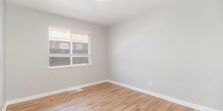 1695 Sheridan Boulevard 1695 Sheridan Boulevard Gallery 10