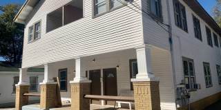 CHARMING AND UPDATED 2 BEDROOM 1 BATH Gallery 3