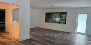 985 NE 115th St Gallery 3