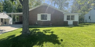 701 South Eastside Drive Gallery 1