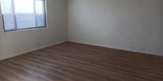 Charming 2-bedroom, 1-bathroom! Showings available! Charming 2-bedroom, 1-bathroom! Showings available! Gallery 4