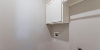 LUXURY 3 Bedroom 2 Bathroom Home in Piedmont Schools w/Storm Shelter- Neighborhood Pool and Park Gallery 27