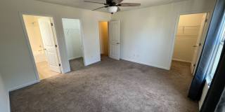 Room in 4 Bedroom Home at Warm Springs Ln Gallery 37