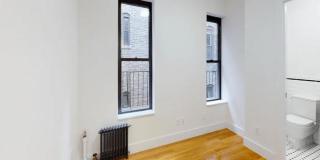 207 W 19TH ST. Gallery 7