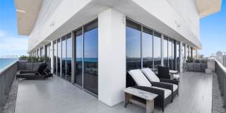 5875 Collins Avenue Gallery 30