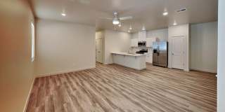 Luxury 3 Bedroom 2 Bathroom Duplex with 2 Car Garage in Bethany, Ok Gallery 6