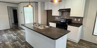 150 Oxford Circle Gallery 1