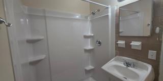 Updated 2BR/1BA Home with a fenced back yard Gallery 17