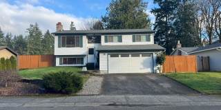 Spacious Covington Home with all New Appliances, Fresh Paint and Large Fenced Yard! Gallery 1