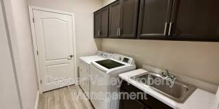 2425 West Bronco Butte Trail Gallery 16