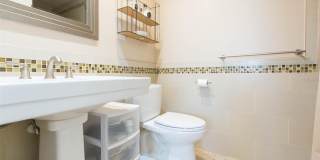 4206 W WISCONSIN AVENUE Gallery 29